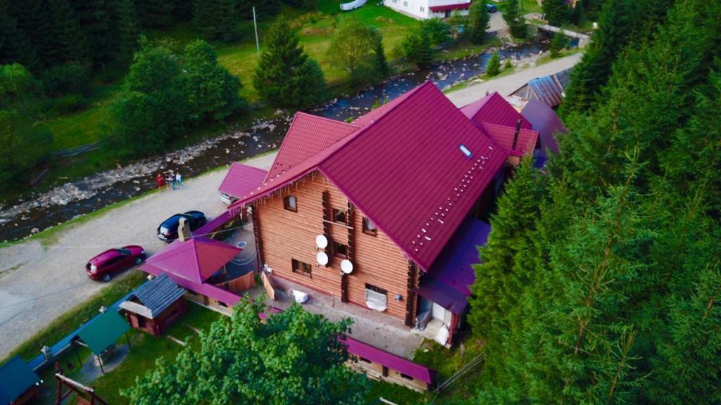 Hotel Berloga-Sinevir Synevyrsʼka Polyana Dış mekan fotoğraf