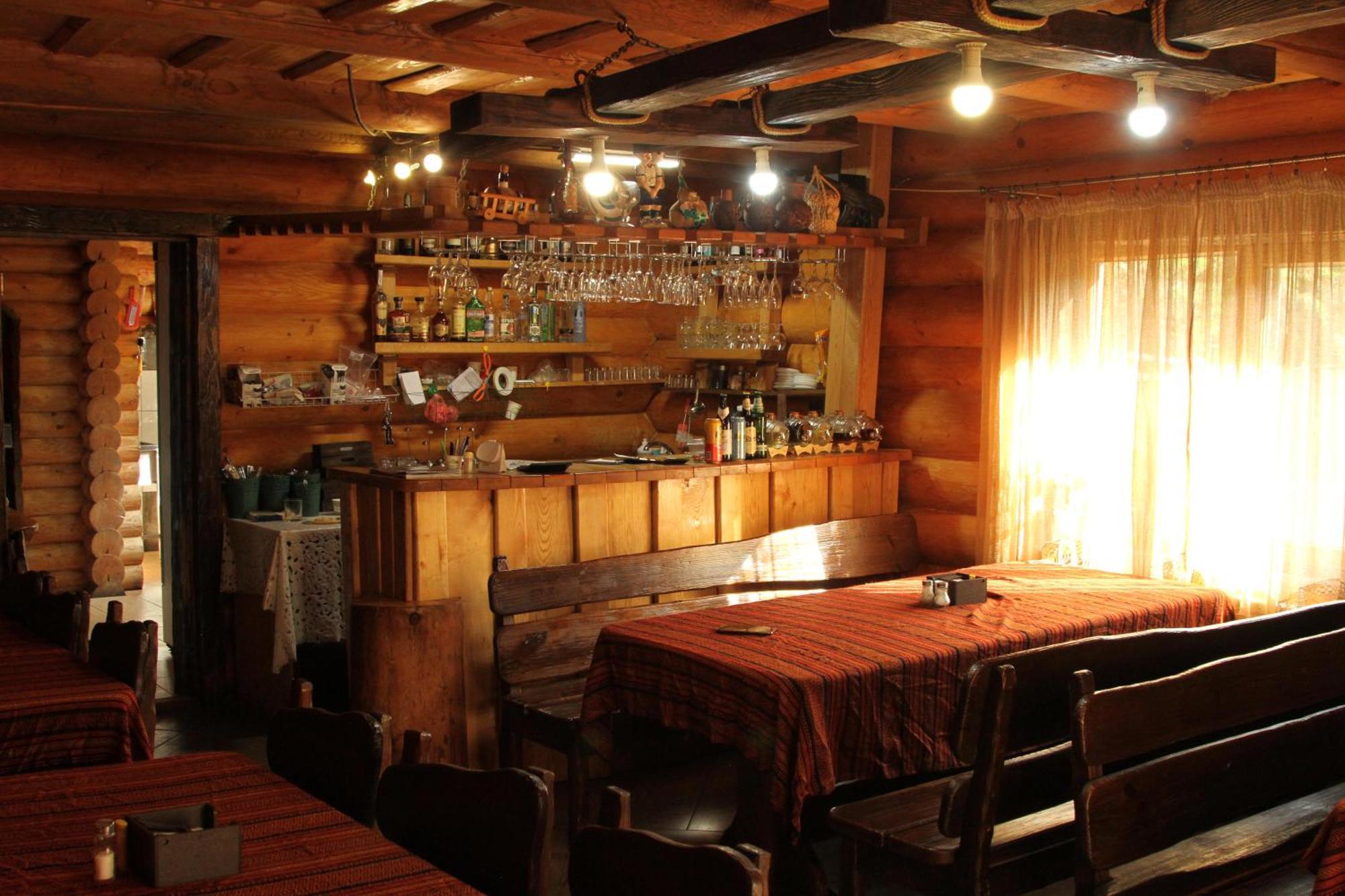 Hotel Berloga-Sinevir Synevyrsʼka Polyana Dış mekan fotoğraf
