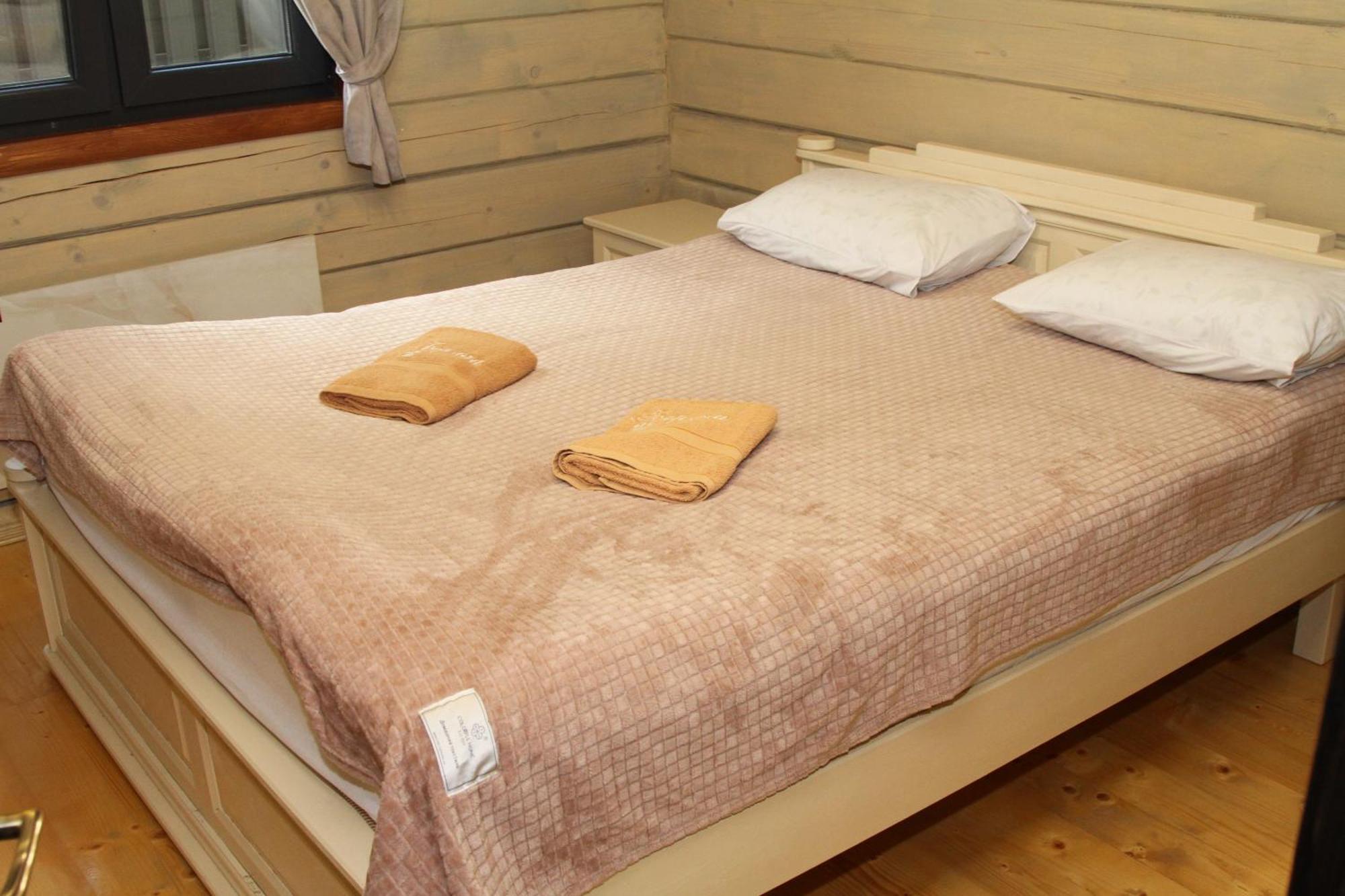 Hotel Berloga-Sinevir Synevyrsʼka Polyana Oda fotoğraf