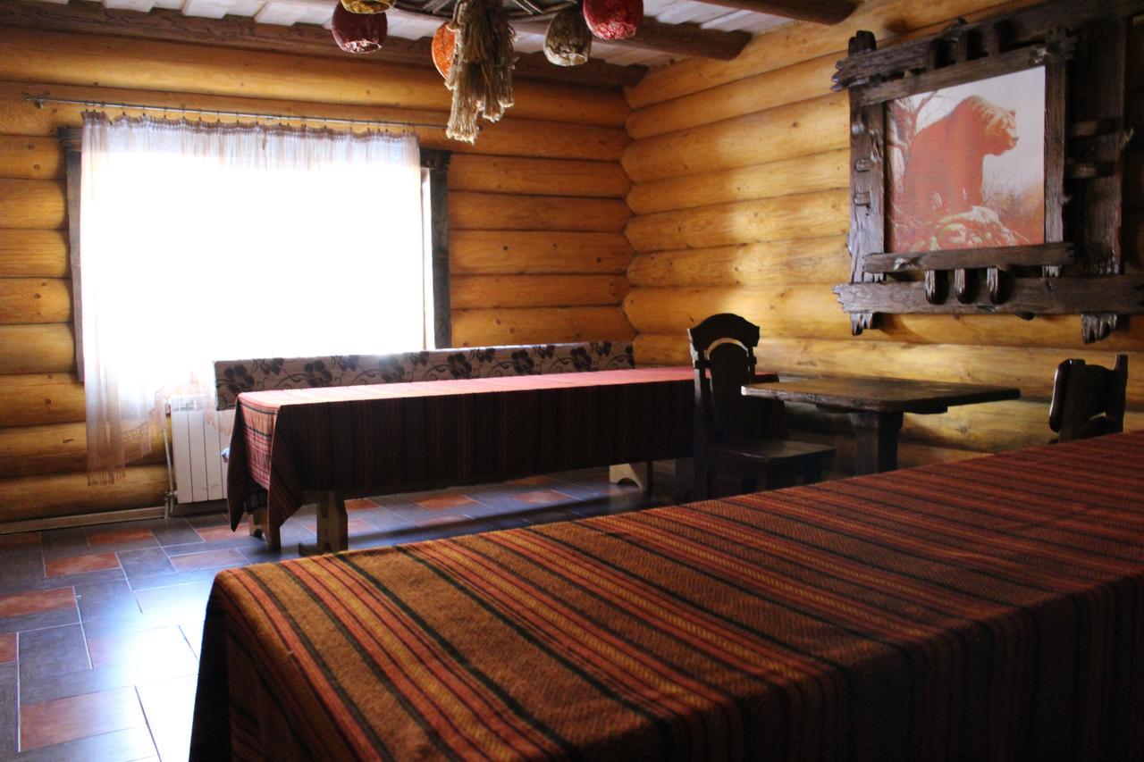 Hotel Berloga-Sinevir Synevyrsʼka Polyana Dış mekan fotoğraf